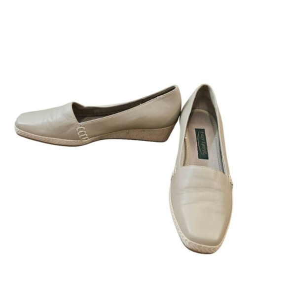 Easy Spirit | Grey Wedge Slip-On | Size 8 - Picture 13 of 13